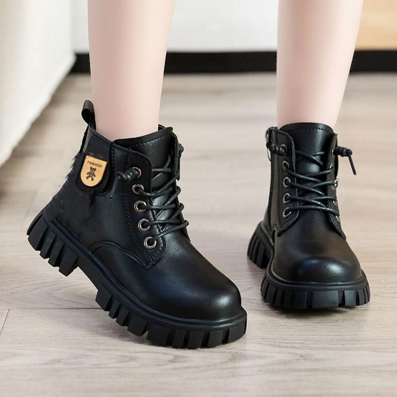 

Модные универсальные детские ботинки Martin для мальчиков, красивые кожаные туфли для походов, короткие ботинки для девочек, черные ботинки для мальчиков 37 inner length 22.3m