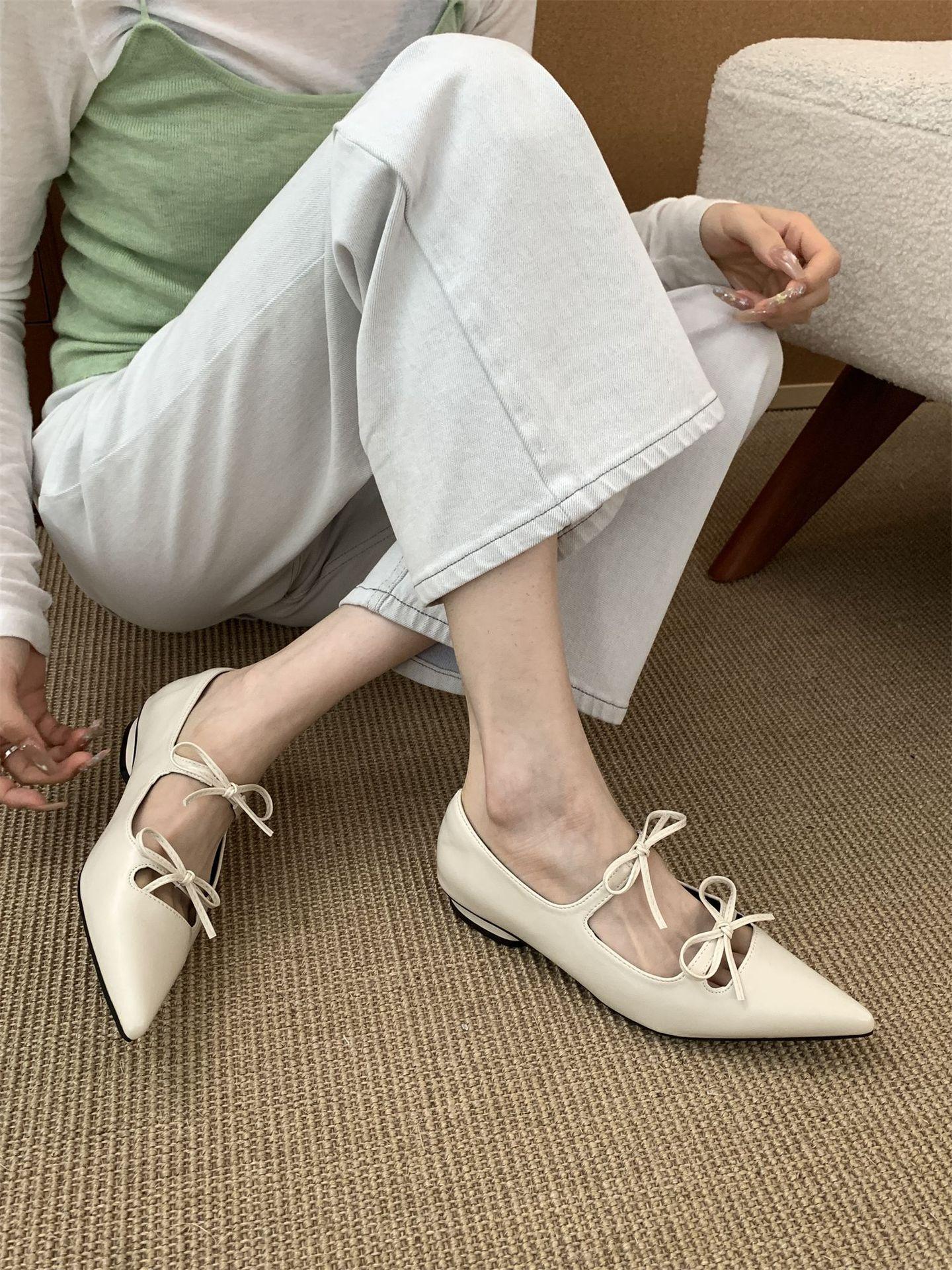 

Soft-soled soft leather retro commuter single shoes simple Mary Jane women s shoes 2025 new shallow mouth versatile flat shoes 39