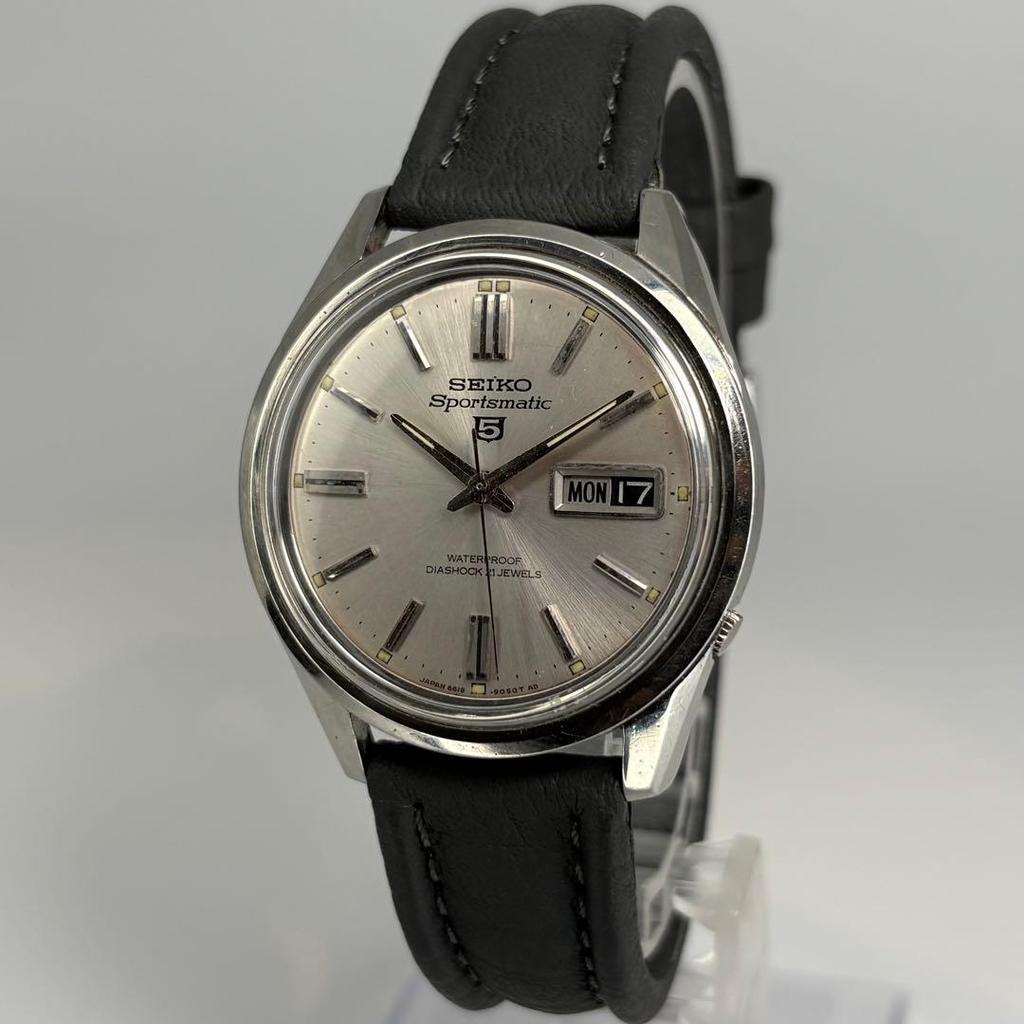 Used SEIKO Seiko Sportsmatic 5 1960s Automatic Watch New Crystal