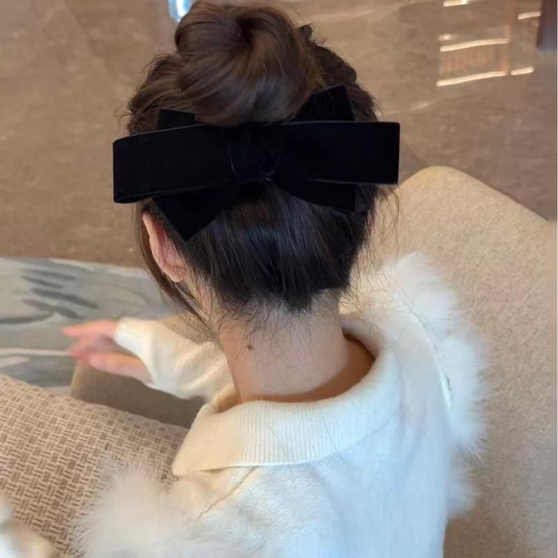 Black Velvet Bow Hair Clip Large Satin Bow Hairpin Retro Elegant Hair Accessory For Women Back Of The Head Hair Barrette