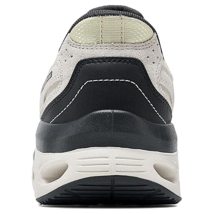 Skechers Outdoor Comfortable Fashion Versatile Durable Low-Top Outdoor Functional Shoes Men Shoes Off-White 237814-OFWT