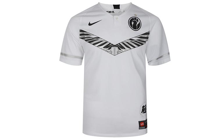 

Nike T Shirts Men s White Crew Neck Moderate Straight Fit CV9629-100 M