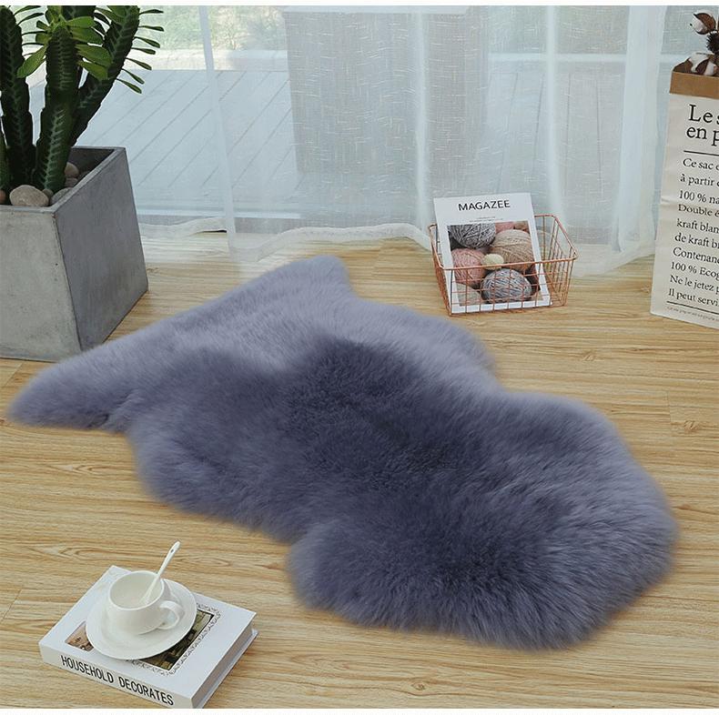 Modern Plush Sheepskin Carpet for Living Room and Sofa Cushion