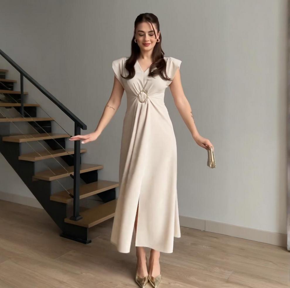 2025 Summer European and American Solid Color French Temperament Commuting Dress