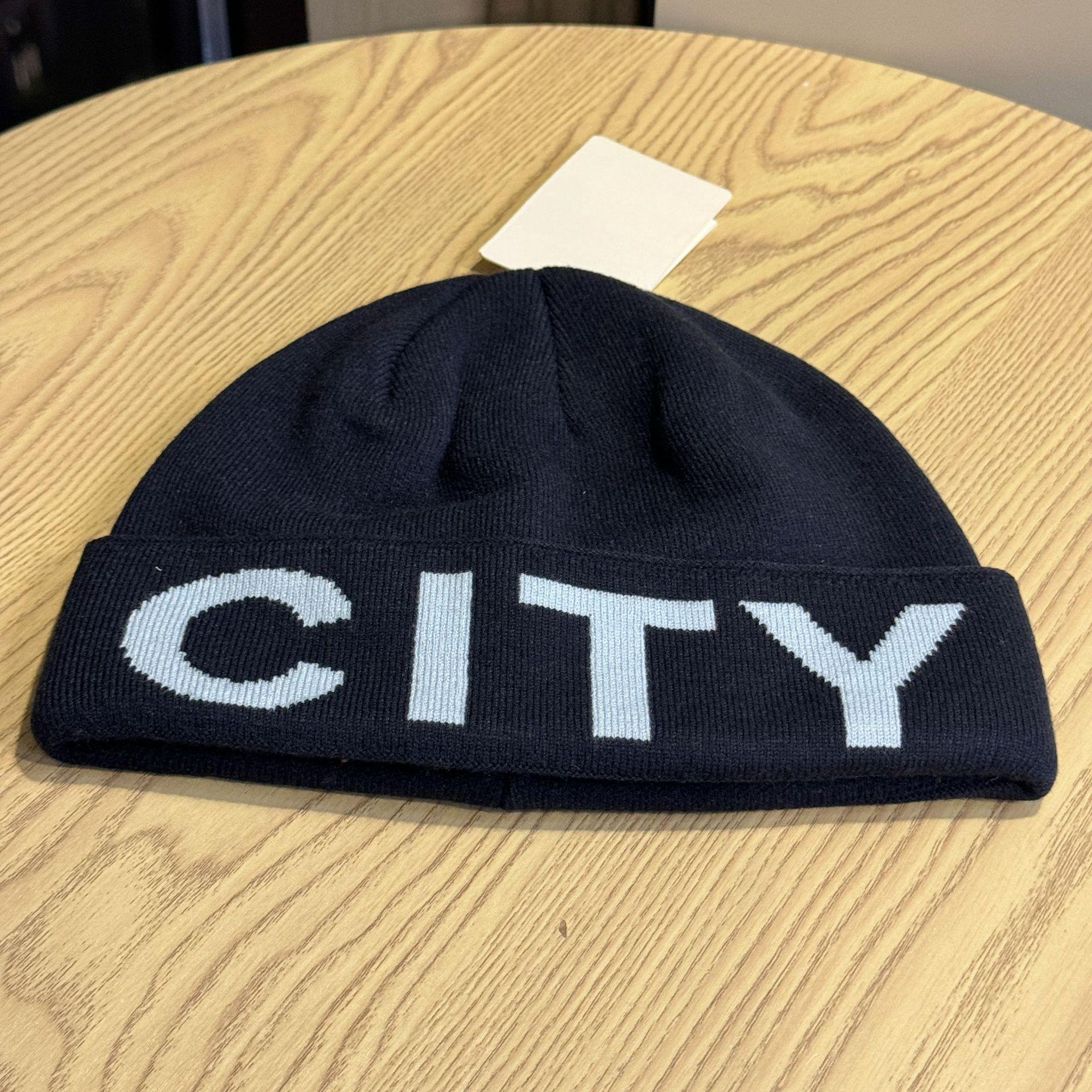 

New Autumn and Winter Knitted Hats for Women Korean Version All Match Warm Ear Protection Hats Casual Letter Wool Hats Baotou Hats Trendy one size