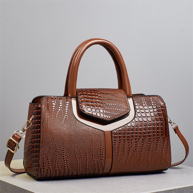 Fashionable Ladies Handbag PU Leather Polyester Lining Zipper Closure Shoulder Bag Essential for Commuting Day Crossbody Bags