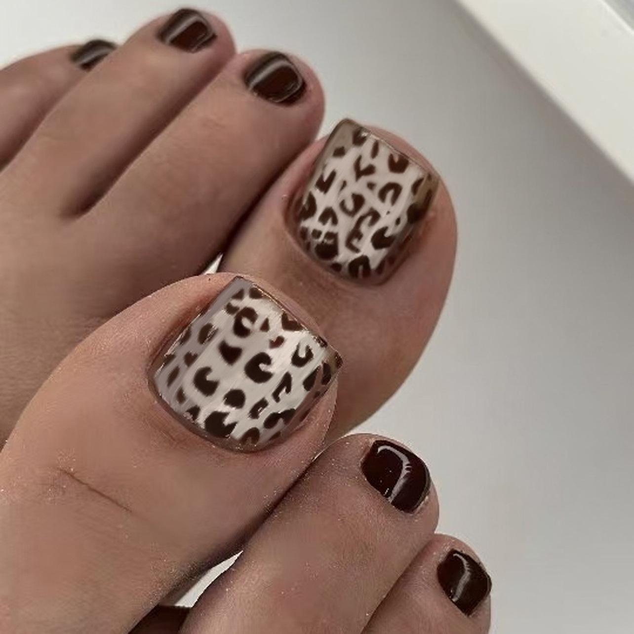 Leopard Print Cat Eye Short Square Toe Nail Tips - Wearable and Simple Design