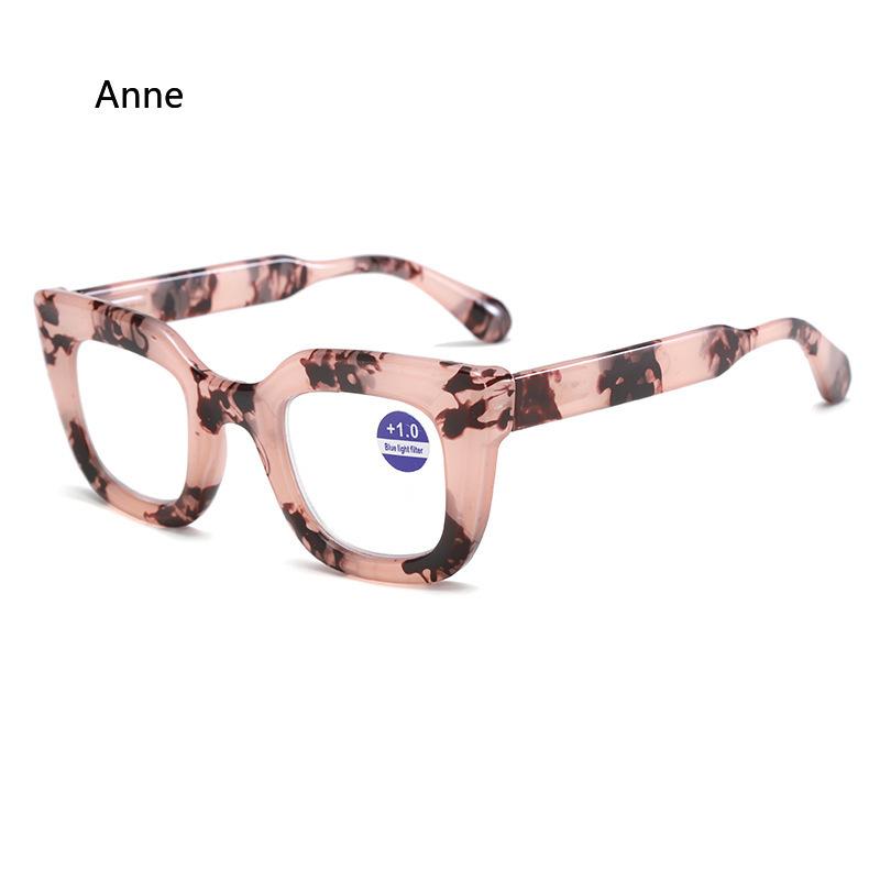 Men Trendy Rivet Reading Glasses Women Vintage Durable Square Frame Eye Glasses Blue Light Blocking Hyperopia Eyewear Óculos