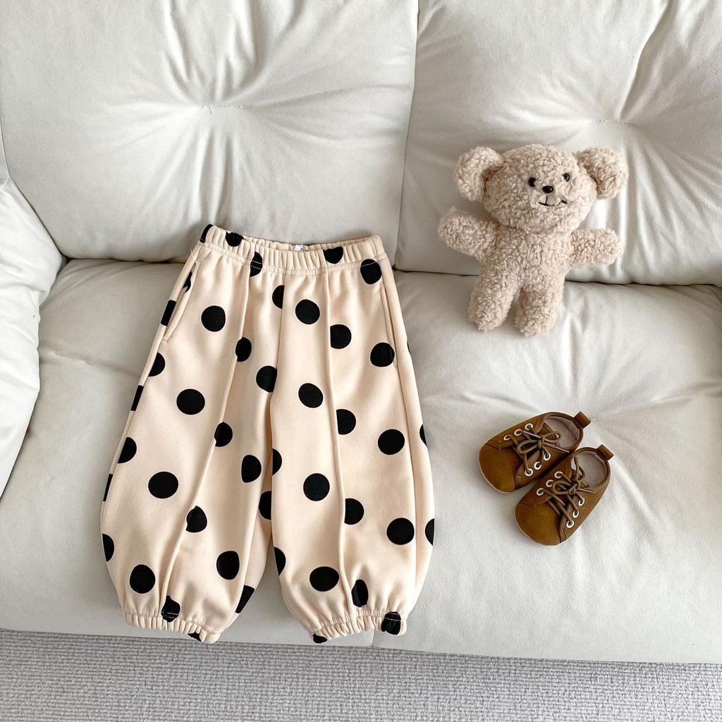 New autumn clothing for infants aged 0-3, casual sports pants with polka dots for baby girls,  thick velvet pants