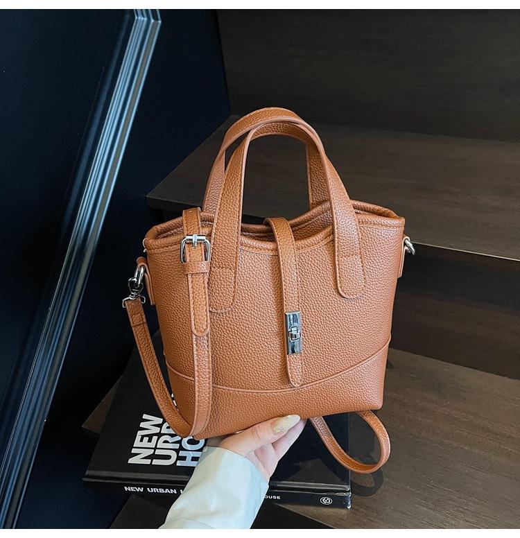 Bags Women's New Handbags Bucket Bags Fashion Versatile Commuter Large Capacity Messenger Bags Women's Bags Tide