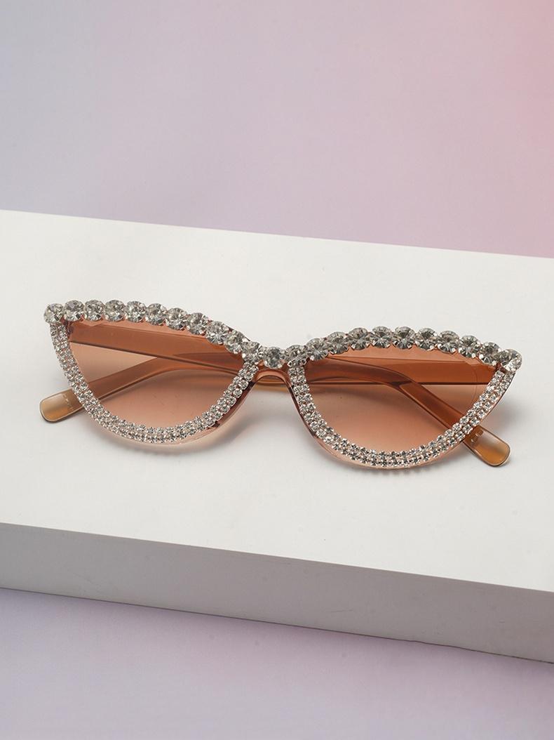 

Rhinestone Cat Eye Sunglasses For Women Glitter Bling Frame UV Protection Trendy Party Shades For Festivals KJ156