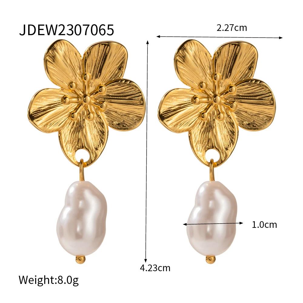 Vintage Big Flower Pearl Stud Earrings Gold Color Metal Earring Trendy Luxury Party Rings For Women Girls Stylish Jewelry Gifts