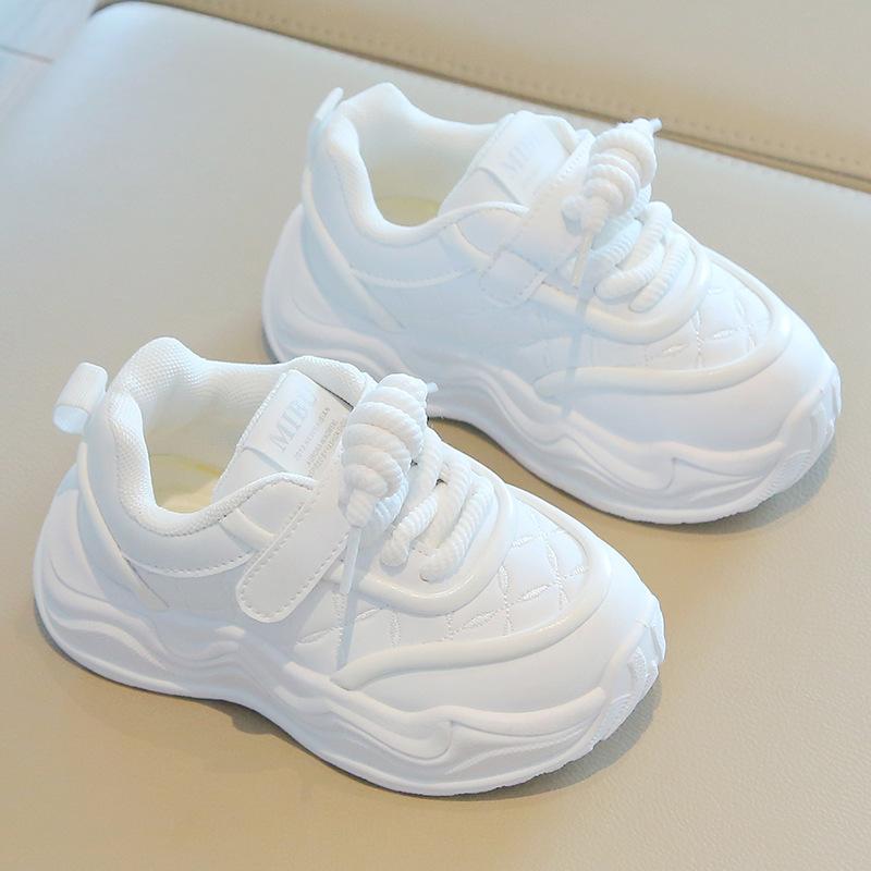Children's sports shoes 2025 spring and autumn new boys' dad shoes fashion girls' little white shoes soft-soled baby casual shoes