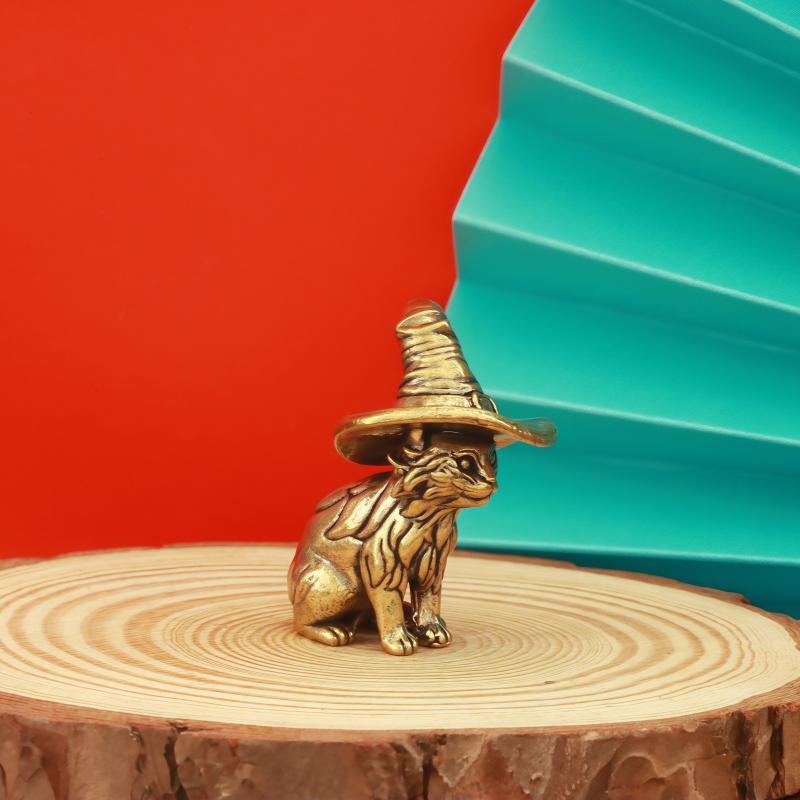 Brass Wizard Cat Figurine Delicate Carved Details Vintage Finish For Halloween Home Desk Decor Gifts