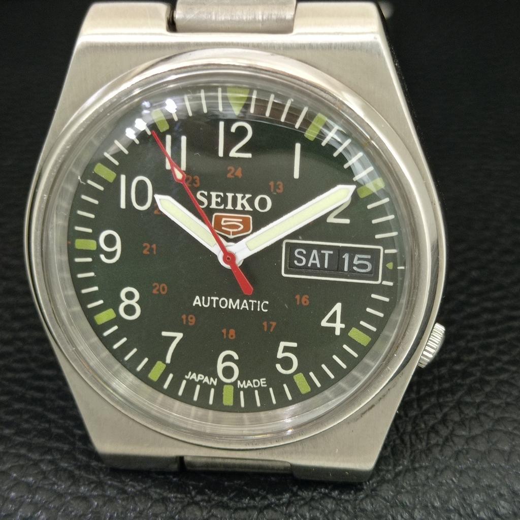 GENUINE VINTAGE SEIKO 5 AUTOMATIC JAPAN MENS GREEN COLOR DIAL WATCH a708595-1