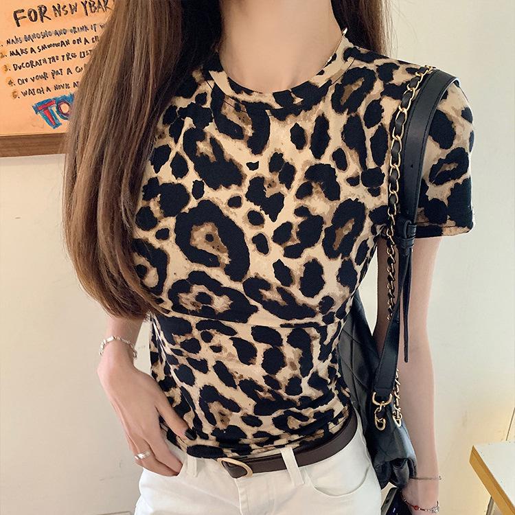 Women's Leopard Print Slim Short Sleeve T-shirt - 2026 Summer Fashion, Eye-catching European and American Trendy Base Layer Top