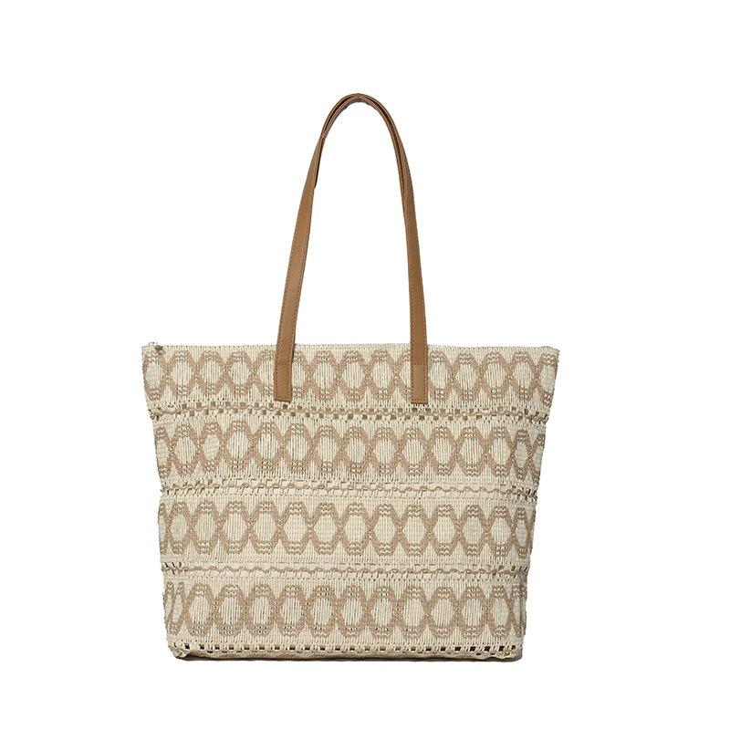 

New niche splicing shoulder woven bag hollow straw bag large capacity fashion beach bag casual tote women s bag хаки