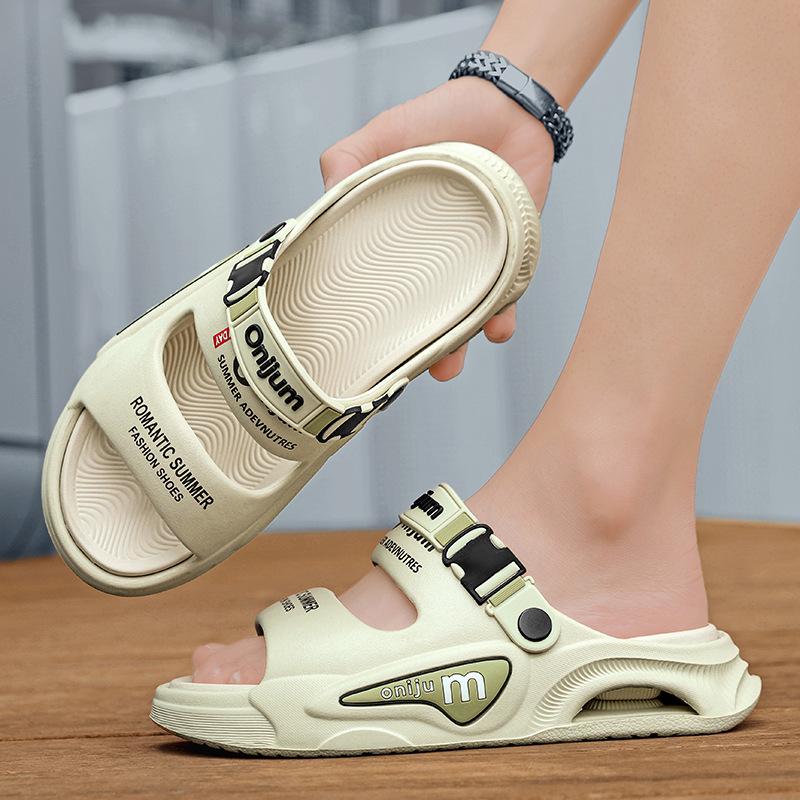 Cool slippers men's 2025 summer new casual and light outdoor slippers outside wearing wading couple non-slip beach sandals