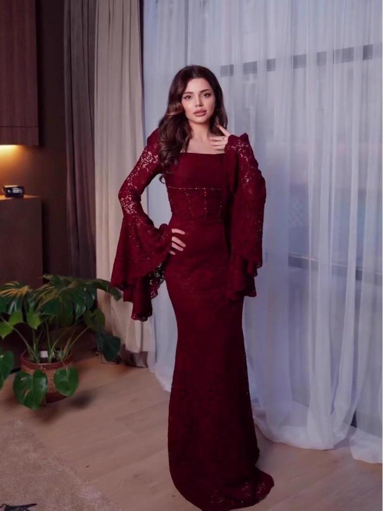 European Winter 2025 Retro Elegant Long Sleeve Dress for Women