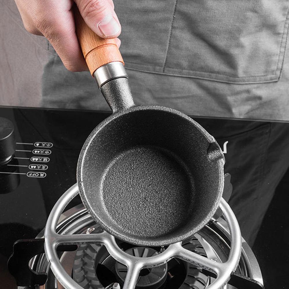 Non Stick Cooking Saucepan with Pour Spout Butter Melt Pot Wooden Handle Cast Iron Skillet for Pouring Oil Milk