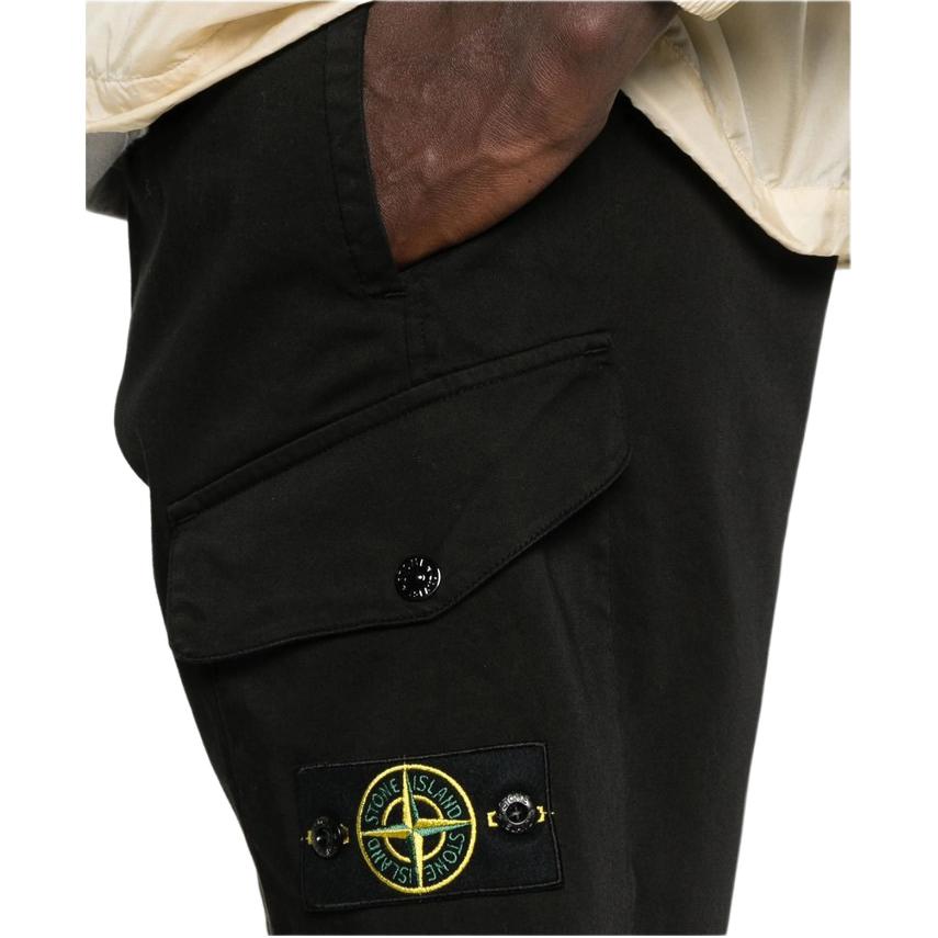 STONE ISLAND Compass badge Cargo Shorts K1S15L100L03S0012V0029BLACK