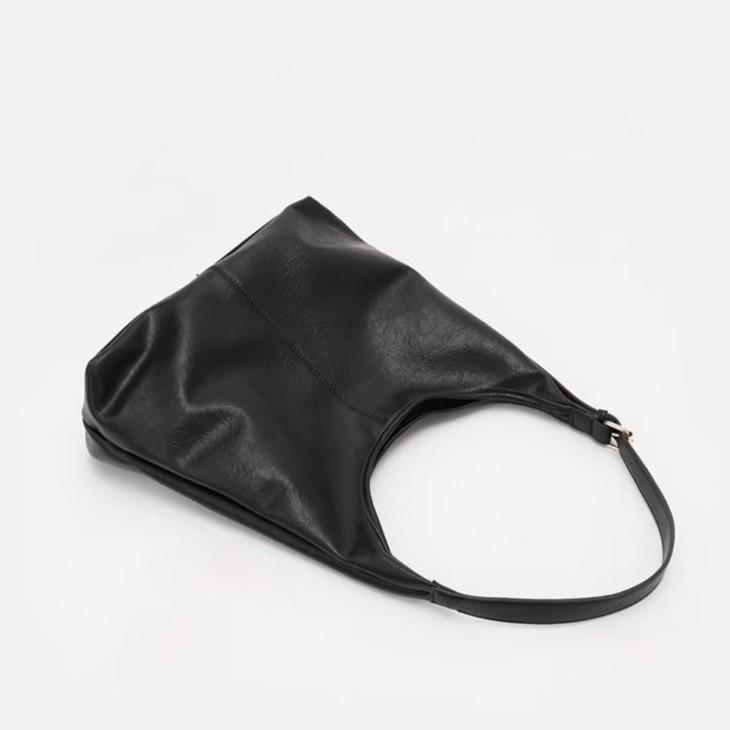 Large Capacity Bag for Women New Fashion Single Shoulder Bag Simple Fashion Soft Surface Commuter Underarm Tote Bag Trendy