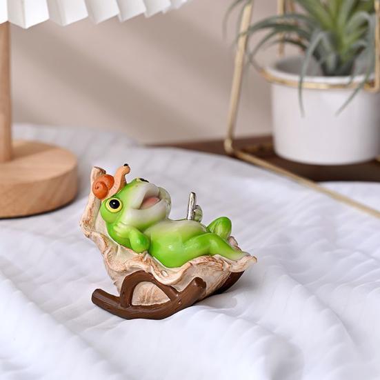 Garden Frog Figurine Frog Reading A Book on Rocking Chair Statue Resin