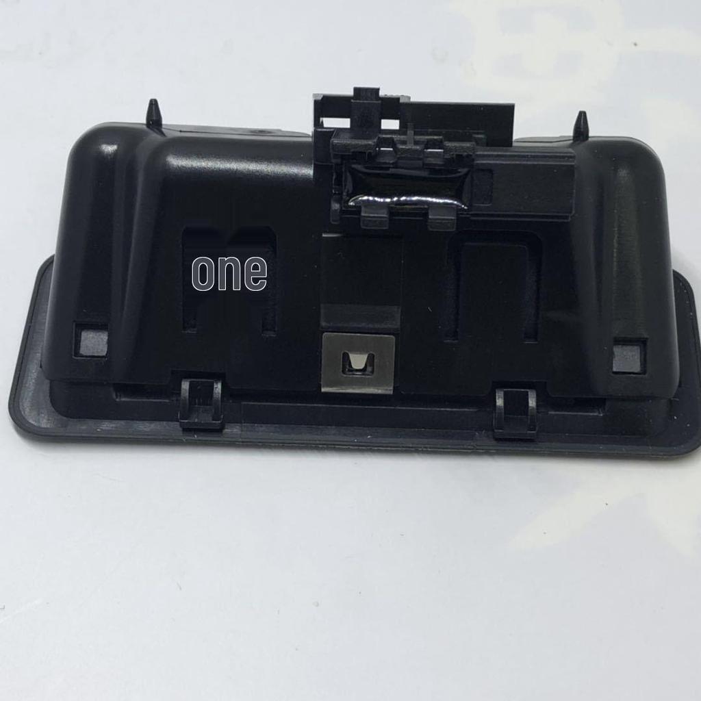 BMW Kofferraumdeckelschalter/Knopf für E88, E90, E60, E70 (51247118158)