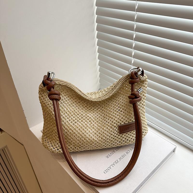 

Универсальная и простая портативная сумка для поездок на работу 2025 лето новая повседневная одноплечевая диагональная на подмышку большой вместимости плетеная сумка span коричневый