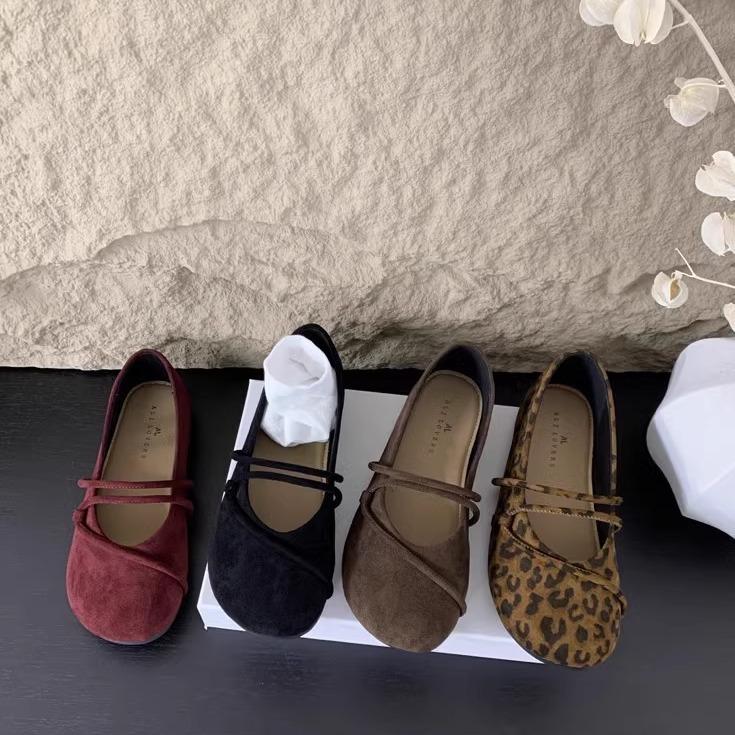 Round head dark brown retro soft-soled shoes all-inclusive women's autumn and winter wear Mori flat-soled single shoes ballet grandma shoes