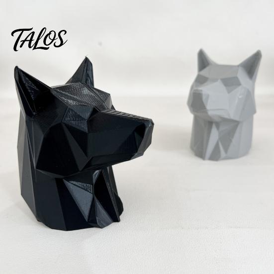 Wolf Car Decor 3D Printed Trailer Hitch Decoration, Howling Head Ornament Truck Pendant for SUV Rear Bumper, Matte Finish Outdoor Vehicle Gift Animal