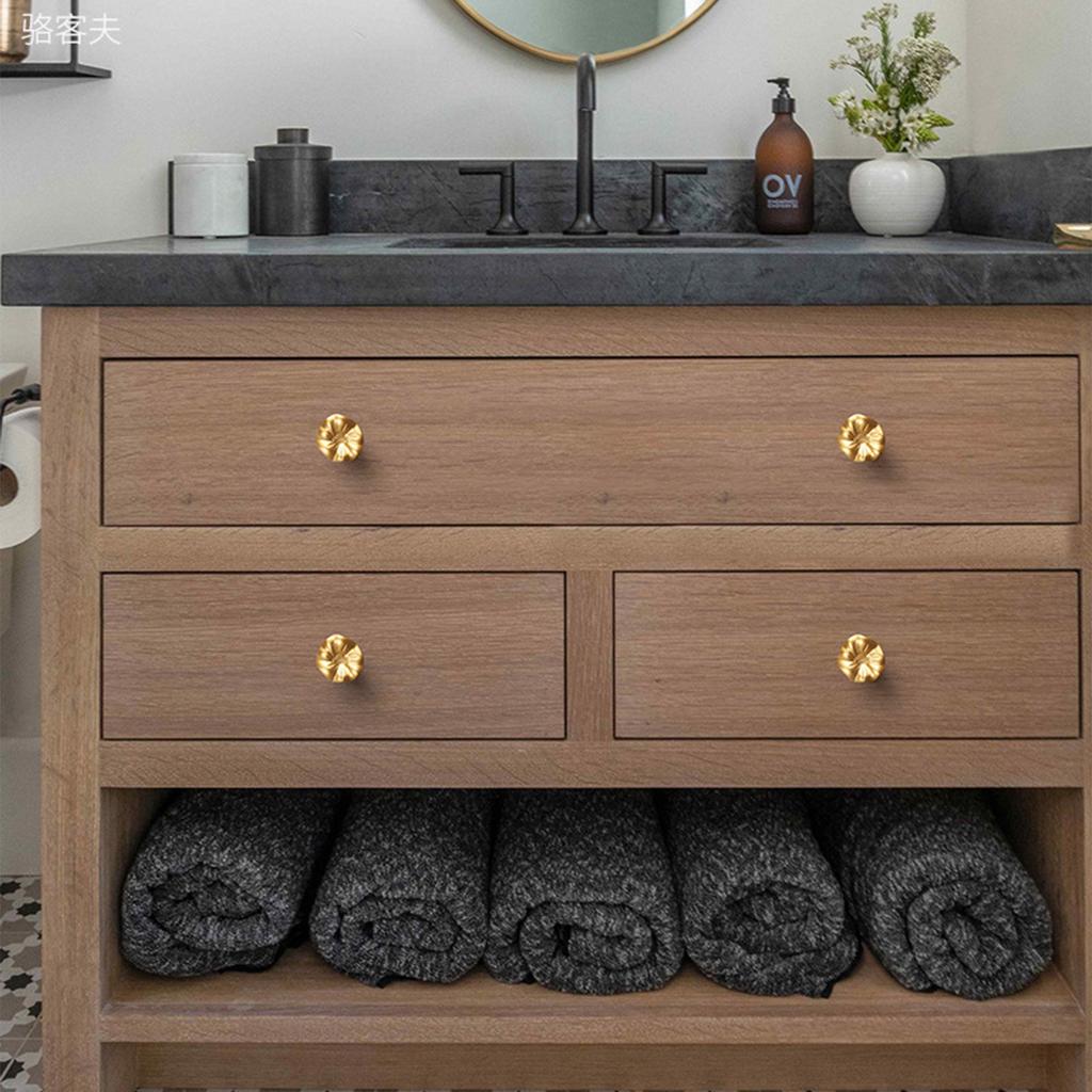 French Style Petal Cabinet Handles Zinc Alloy Single Hole Pulls for Wardrobe Drawer Kitchen Cabinet Decor 1pcs