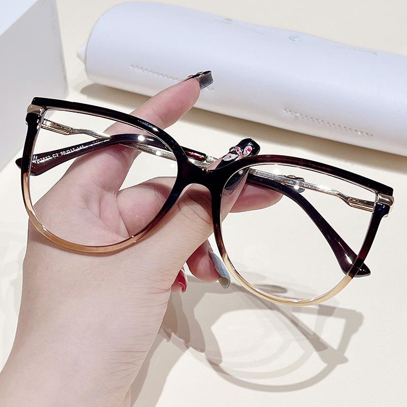 

2025 Fashion Glasses For Nearsightedness Clear Spectacle Lenses TR90 Anti Blue Light Myopia Glasses For Women for vision -1 -2 No Blue Light 0