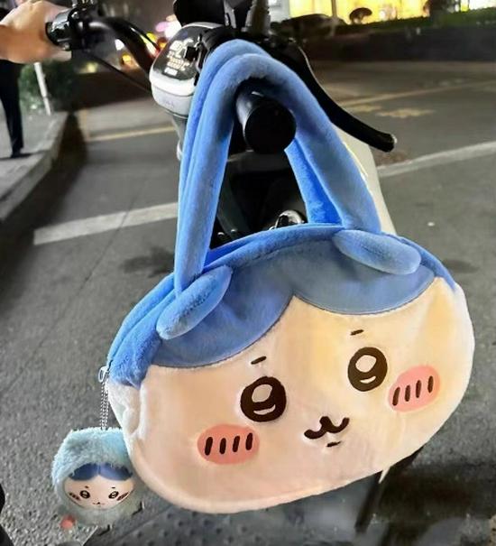 Chiikawa Usagi Hachi Velká hlava Tote Bag – Roztomilý dárek Ita Bag