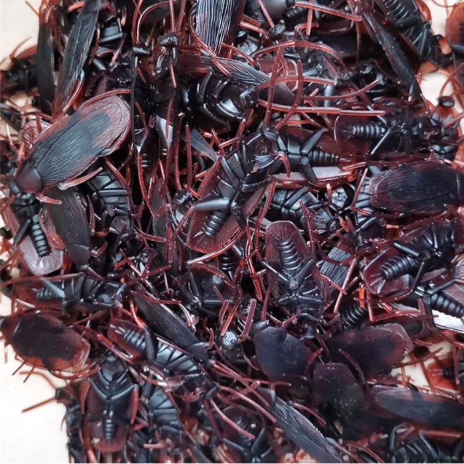 50pcs Bug Roaches Simulation Cockroach Toys Trick Cockroach Prank Toys  April Fool's Day