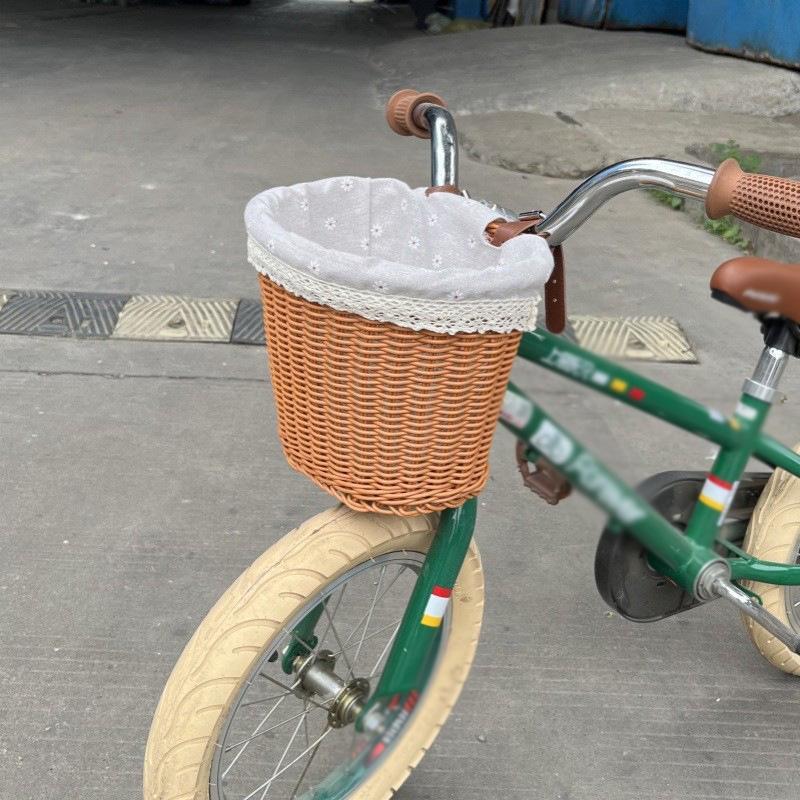 Hand-Woven Rattan-Style Detachable Bicycle Storage Basket for Children's Scooters - Small, Lidless