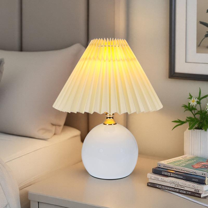 Pleated Cream-Style Table Lamp, Bedroom Bedside Lamp, Nordic Night Light, Dimmable Eye-Caring Lamp for Amazon