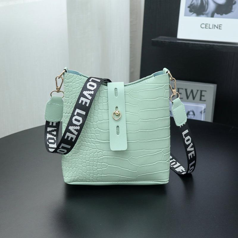 Crocodile Pattern Bucket Bag 2023 - Women's Large Capacity Crossbody Shoulder Bag