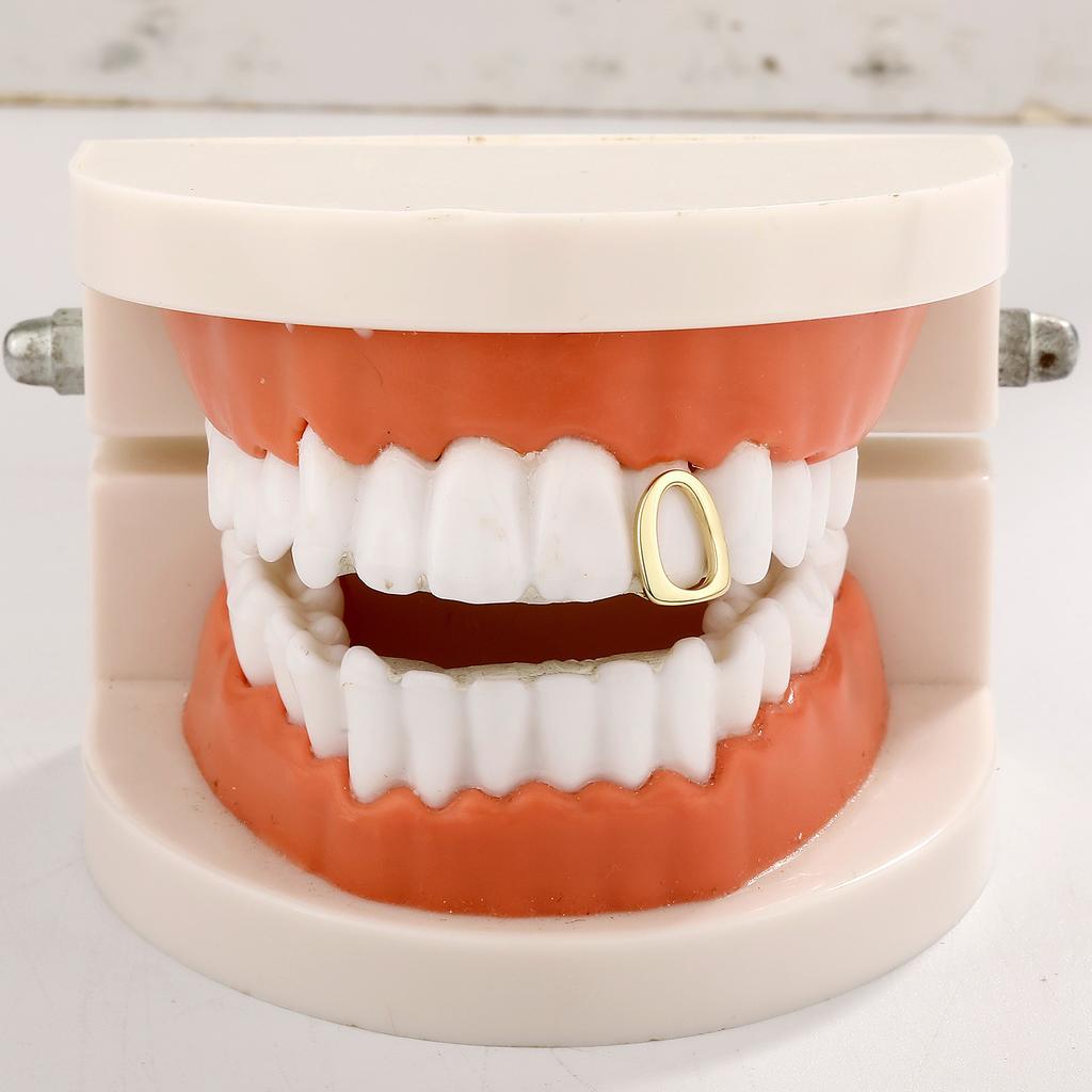 Enkel Hol Ontwerp O Stijlvol Unisex Modieuze Persoonlijkheid Tanden Accessoires Hete Verkoop Glanzende Hip-Hop Tanden Beugels