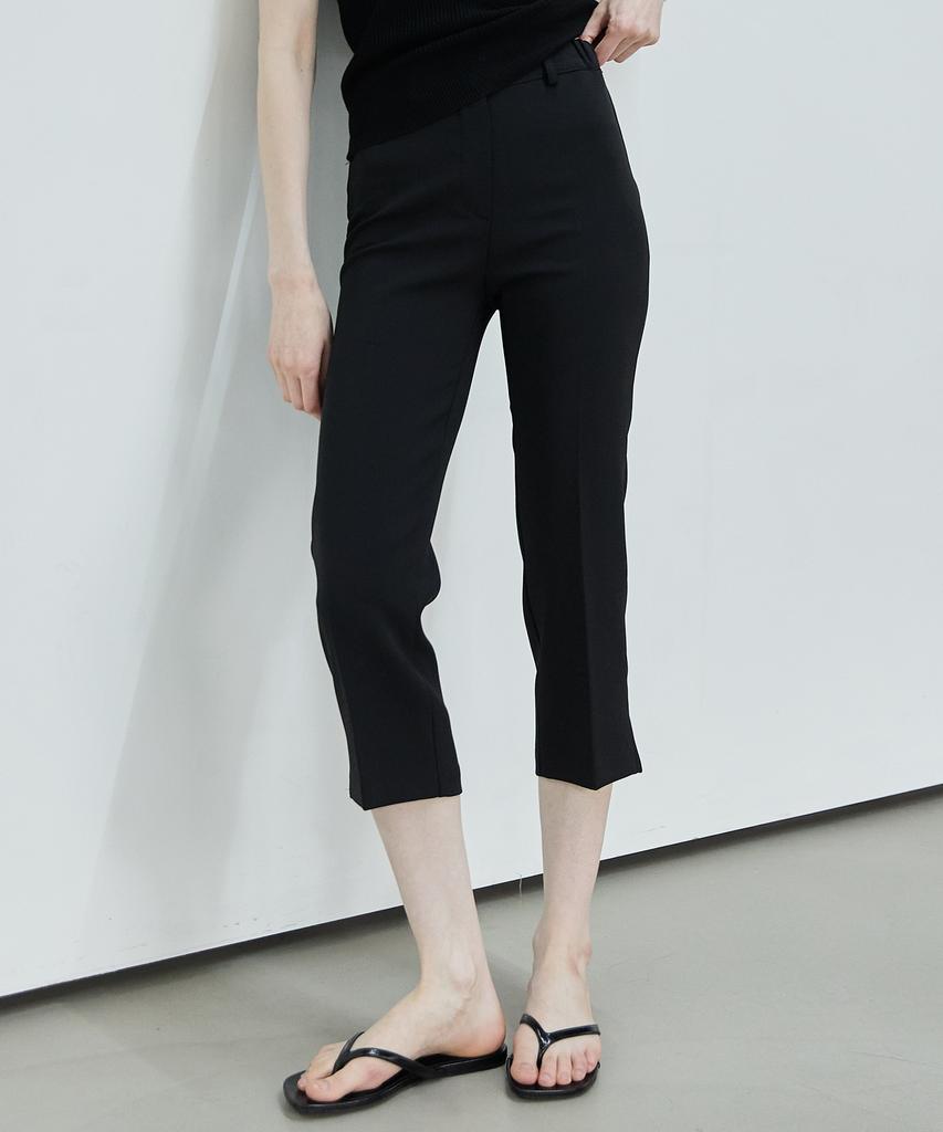 Nutopeu Capri Pants_Black