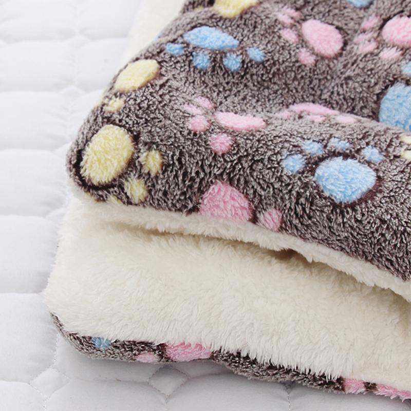 Flannel  Blanket Thickened Winter Warm Non-slip Blanket Mat Cushion Beds For Dogs Cats