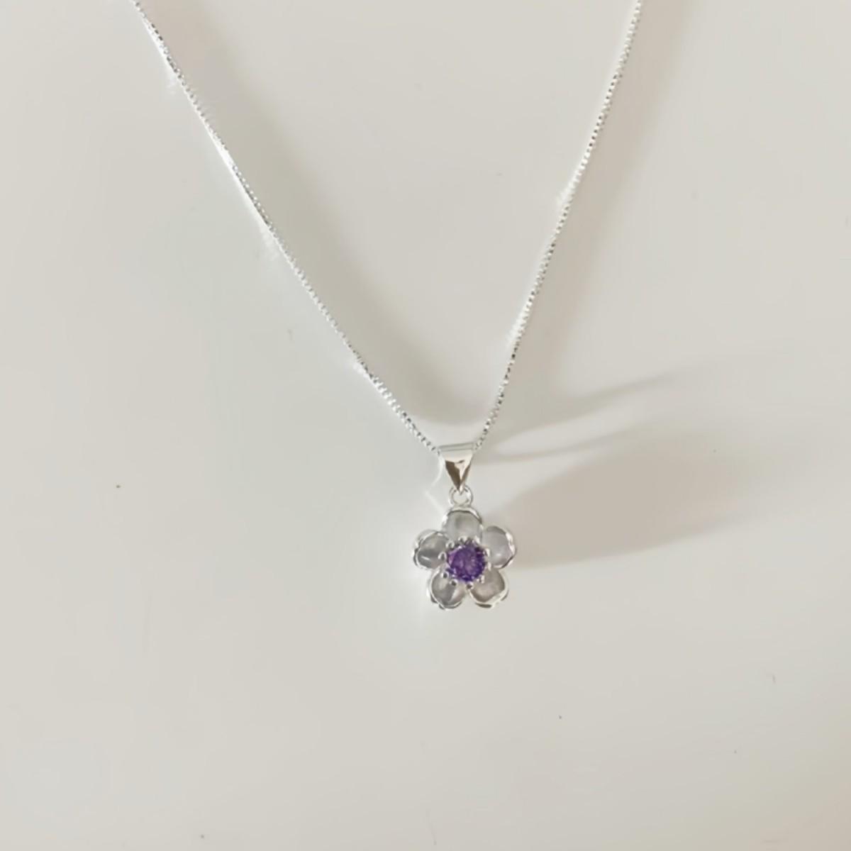 

Korean Cherry Blossom & Peach Pendant Necklace with Cute Rose Design фіолетовий/платиновий