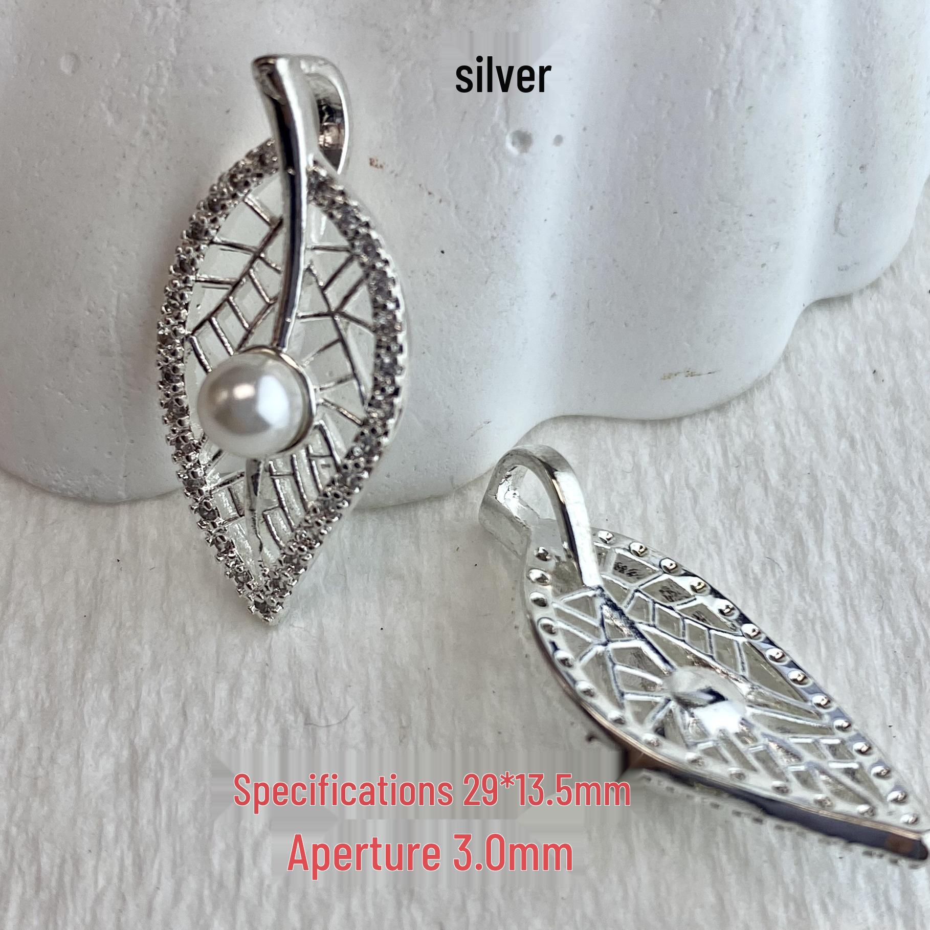 

DIY Jewelry Accessories: Rhinestone Leaf Pendant Base with Pearl Holder and Round Bead Charm