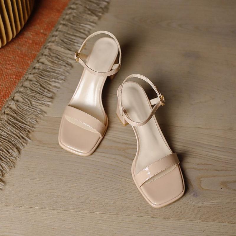 Naked pink high heels for women's summer new simple and gentle fairy style skirt with open toes square head sandals for women