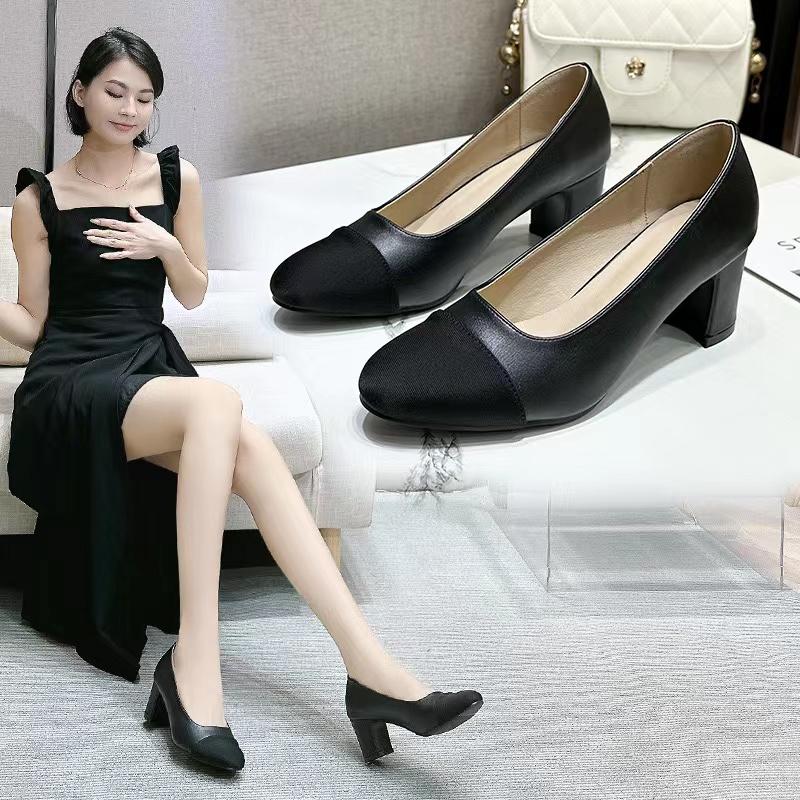 2025 All-match Flats Women‘s Sandals Non-Slip Soft Leisure Shoes Mixed Colors Comfort Low Heel Femme Thick Bottom Designer Shoes