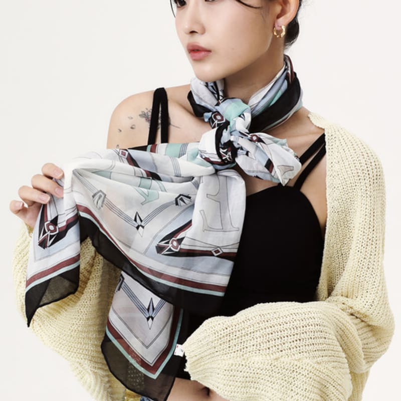 ONSZ logo alphabet long scarf