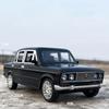 1:18 LADA 2106 Alloy Die Cast Toy Car Model Sound and Light Children's Toy Collectibles Birthday gift
