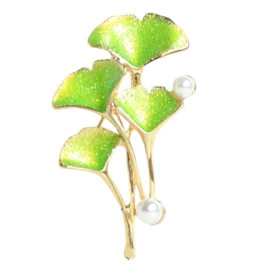 

Brooch Pin Enamel Finish Imitation Pearls Ginkgo Leaf Design Zinc Alloy Pin with Gold-Plated Edges Suits Coats Sweaters Badge зелений