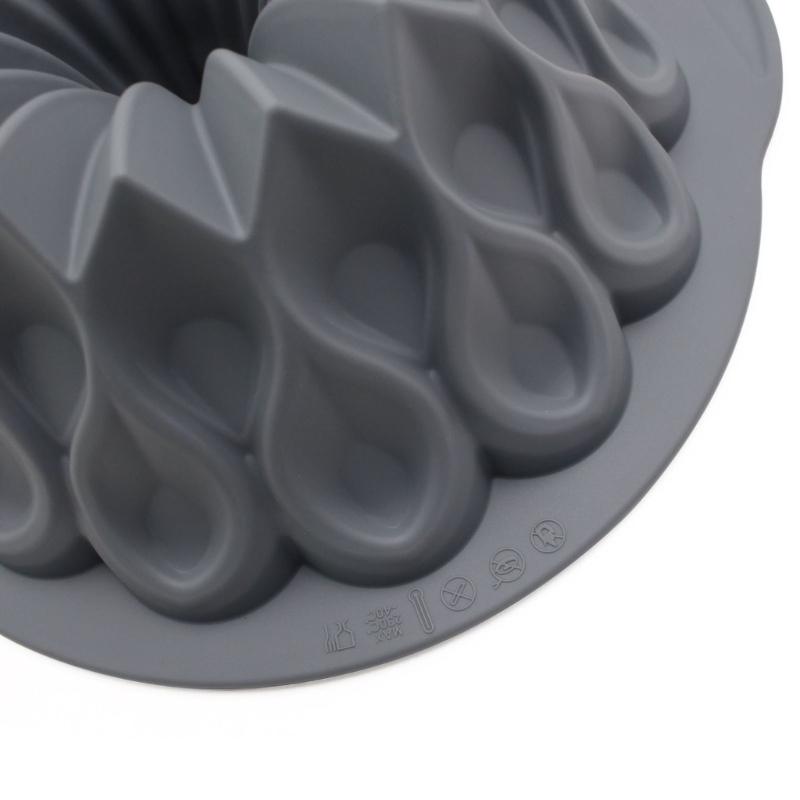 Family Size Gugelhupf Form Simple Cake Tray Unique Baking Moulding Tin Flexible Cake Mold