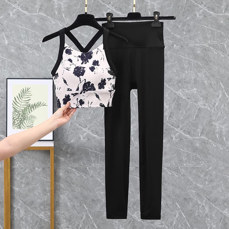 Ruched Yoga Suit Set: Yoga Top, Hip-Lifting High-Waisted Leggings, Fitness Bra